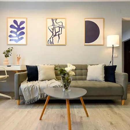 Modern Elegance In The Heart Of The City - romana Square * בוקרשט