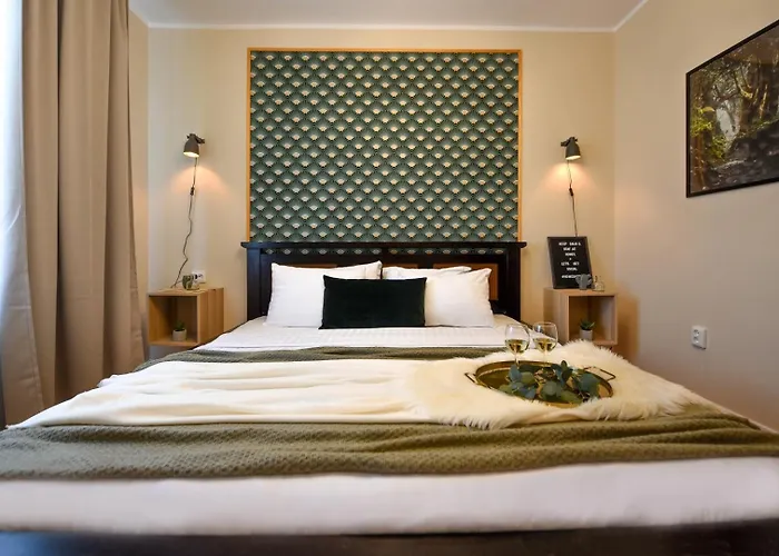 Modern Elegance In The Heart Of The City - romana Square *